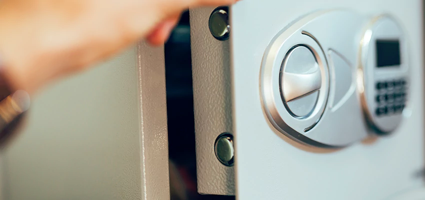 Fingerprint Safe Openers in Winters, CA